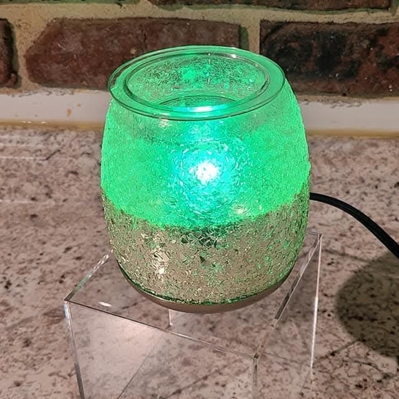 Scentsy Glisten Silver Wax Warmer - Picture 3 of 5